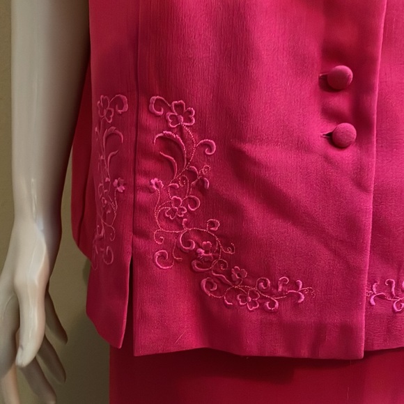 Pink Suit (2 pc) - Picture 8 of 16